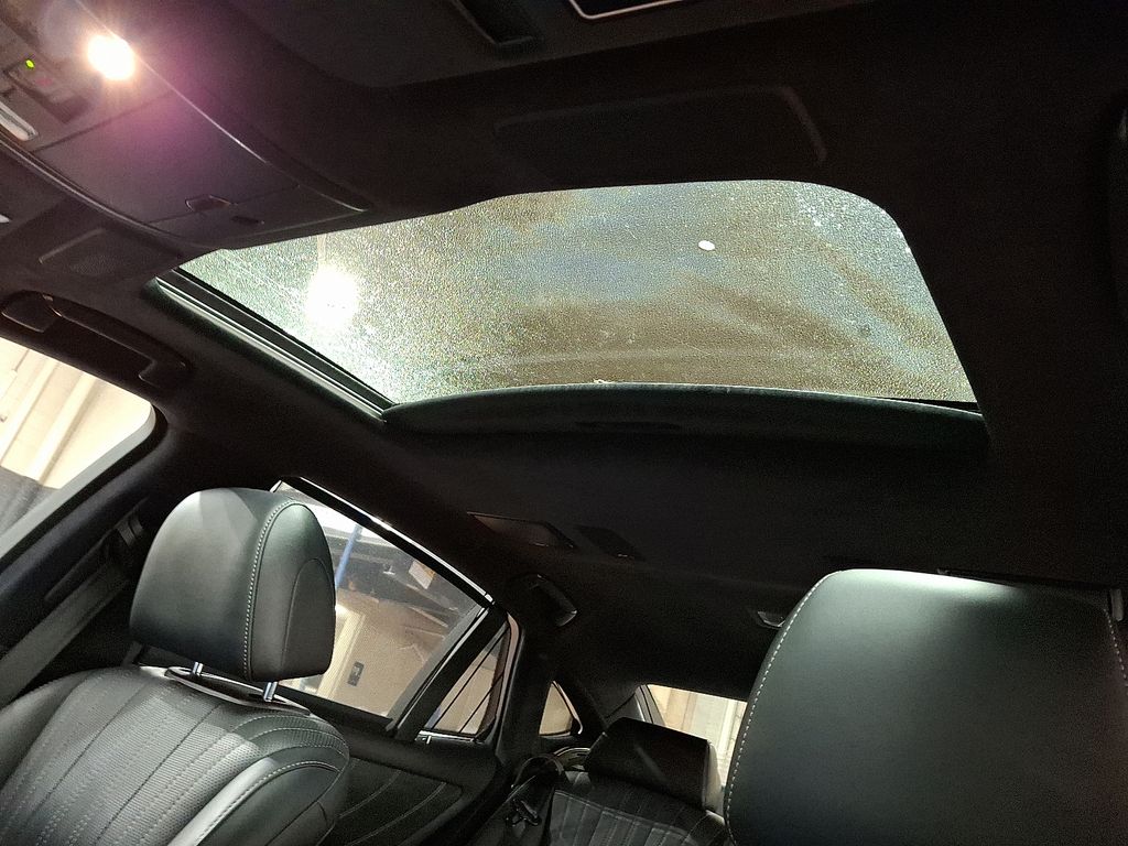 Thumbnail: 2018 Lexus LS - 9