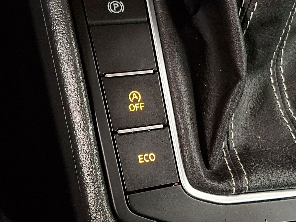 Thumbnail: 2024 Volkswagen Jetta - 19