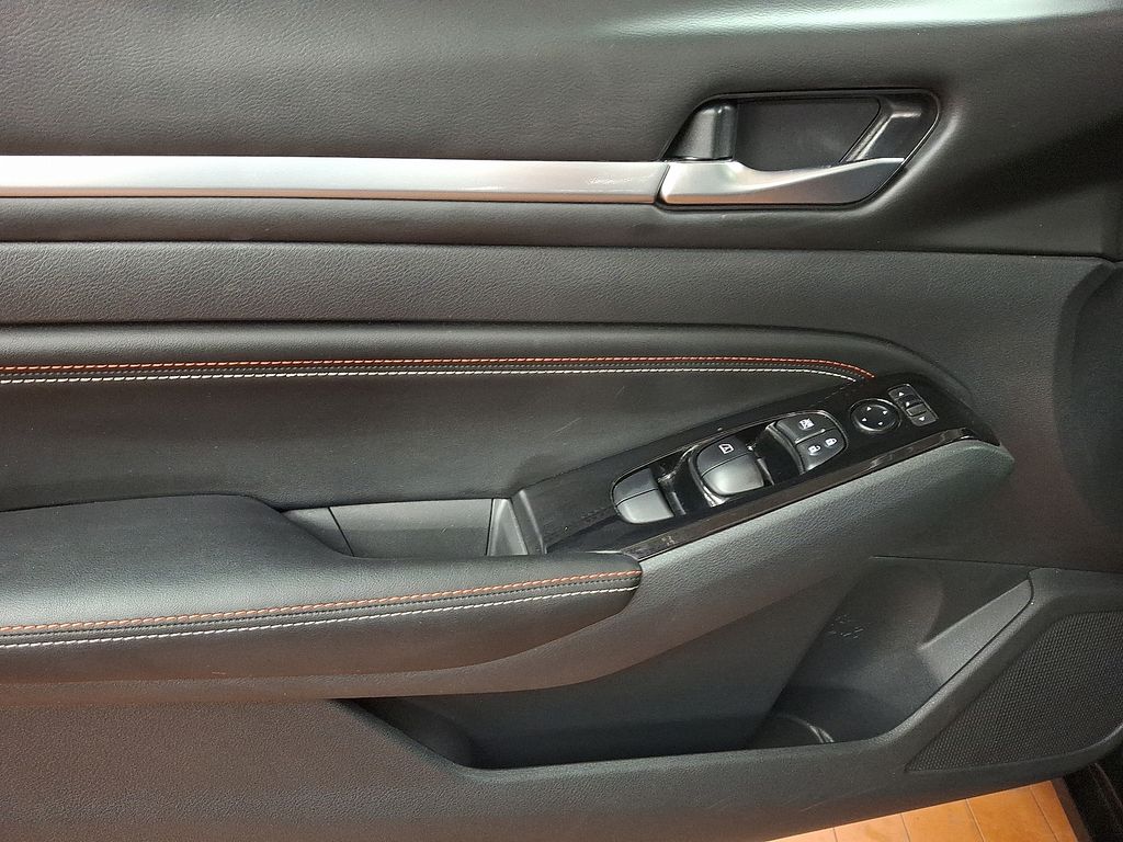 Thumbnail: 2023 Nissan Altima - 6