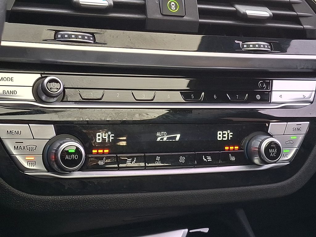 Thumbnail: 2021 BMW X3 - 13