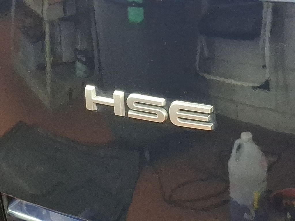 Thumbnail: 2021 Land Rover Range Rover - 29