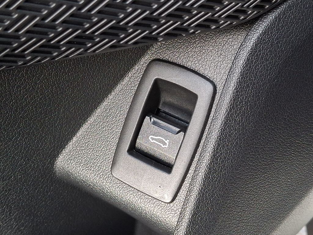 Thumbnail: 2024 BMW X2 - 24