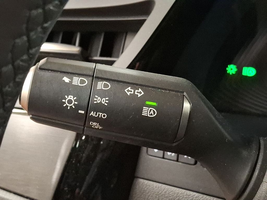 Thumbnail: 2024 Lexus ES - 21