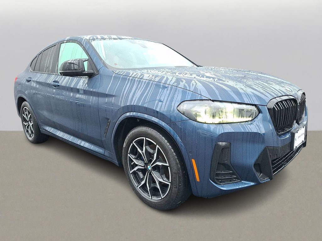 Thumbnail: 2025 BMW X4 - 3