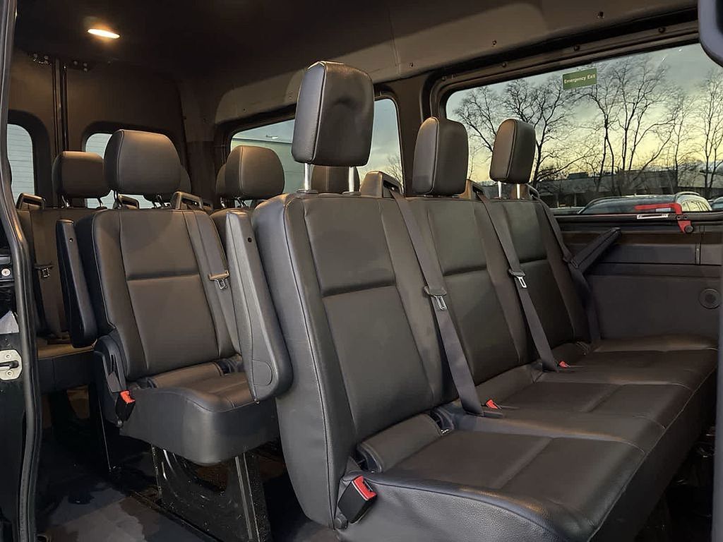 Thumbnail: 2019 Mercedes-Benz Sprinter - 25