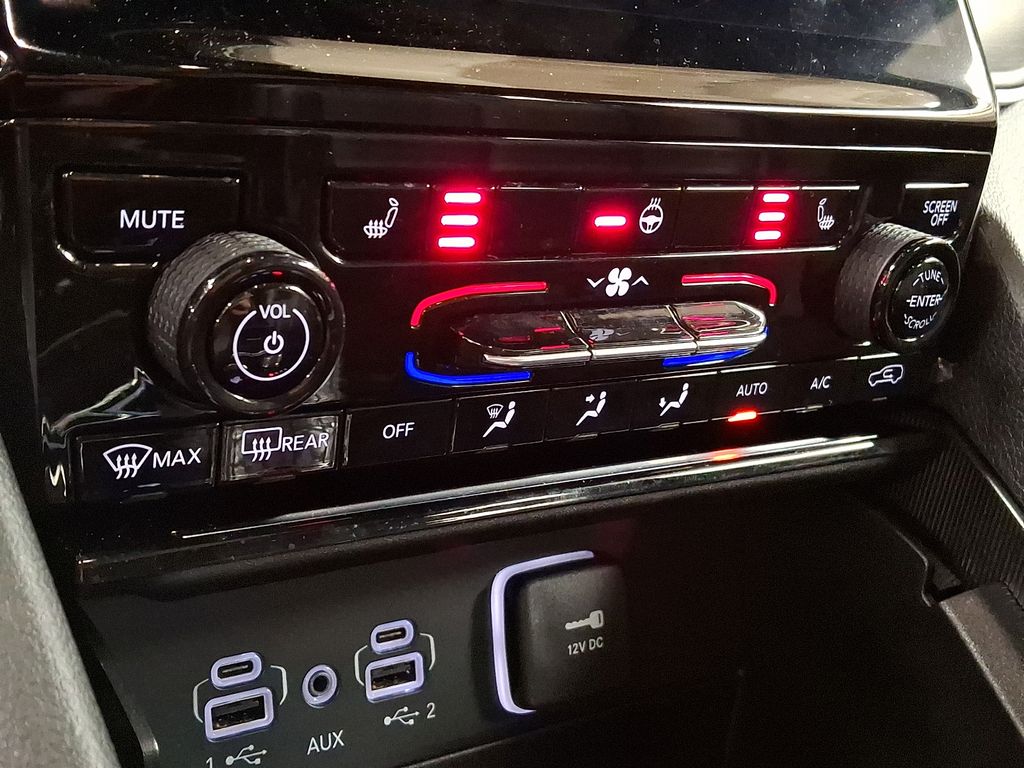 Thumbnail: 2024 Jeep Grand Cherokee - 13