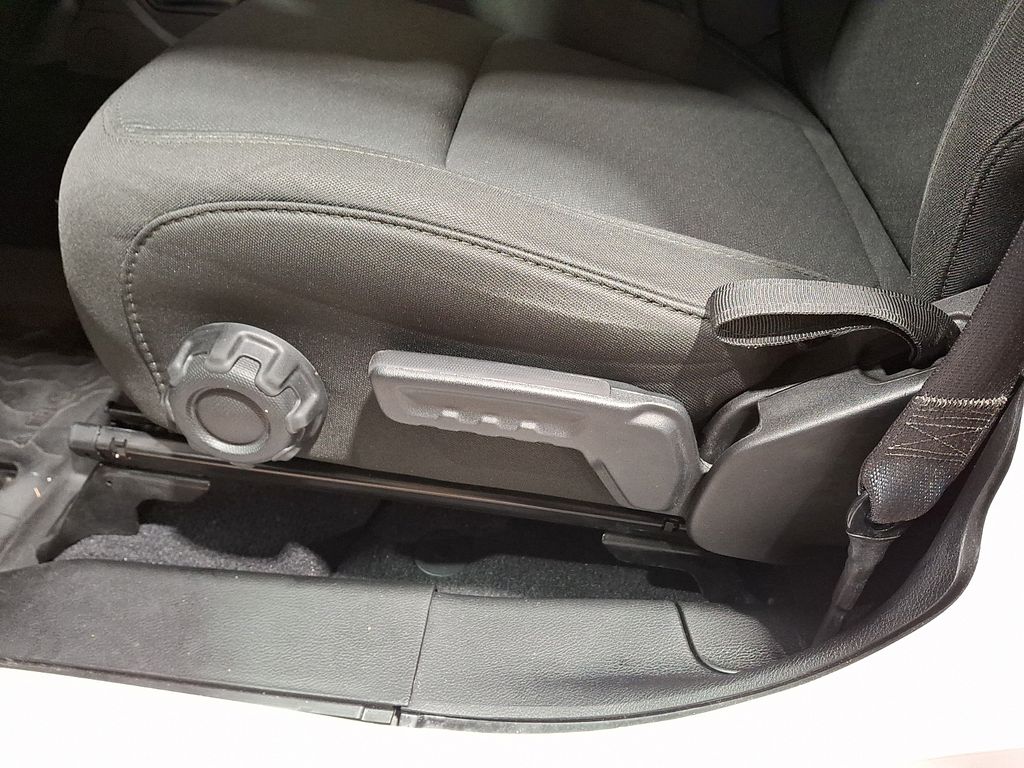 Thumbnail: 2022 Jeep Gladiator - 9