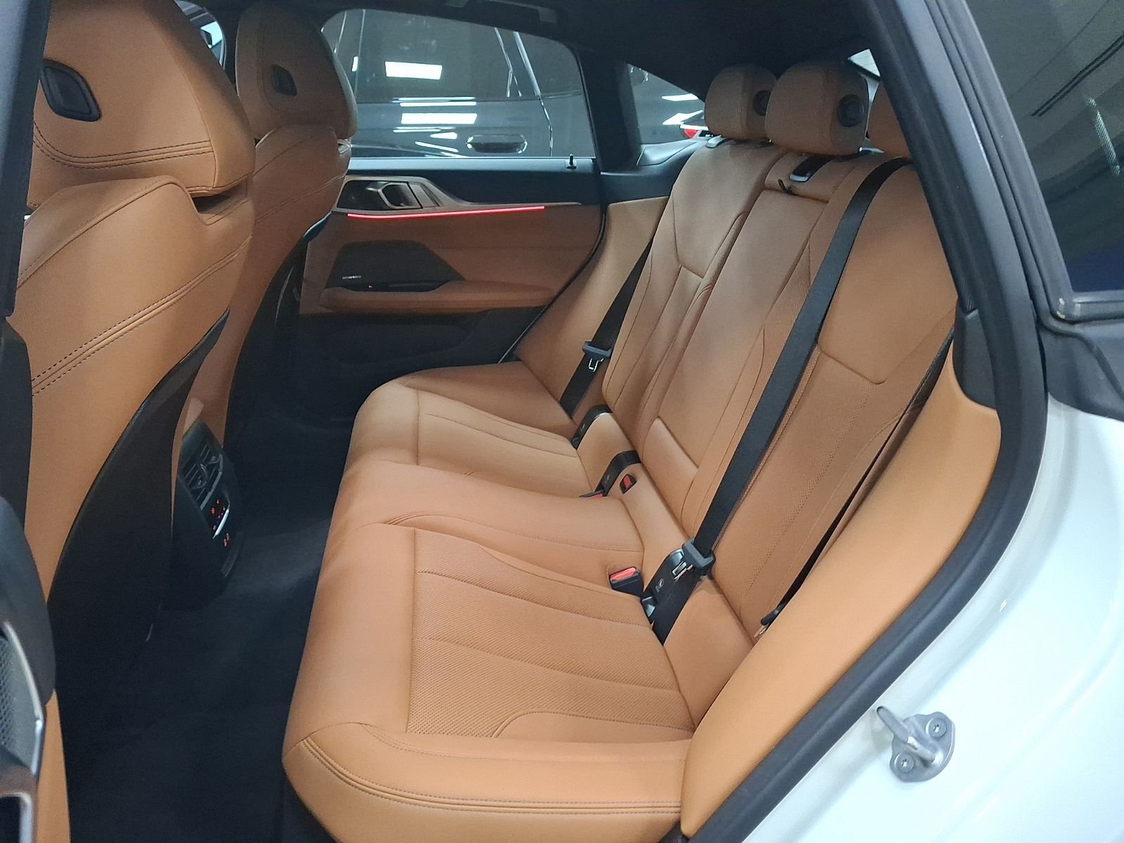 Thumbnail: 2025 BMW i4 - 7