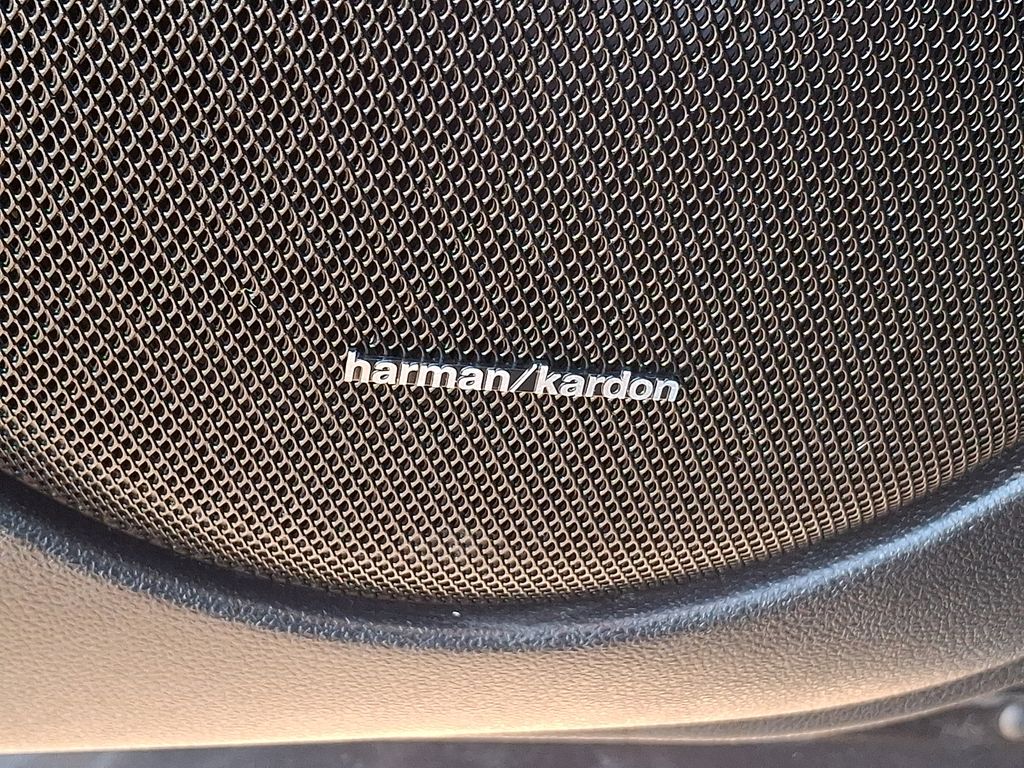 Thumbnail: 2006 Mercedes-Benz M-Class - 24