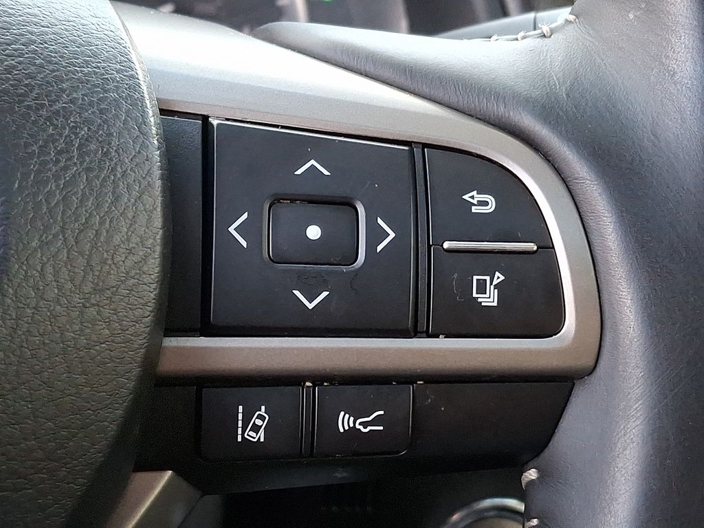 Thumbnail: 2017 Lexus RX - 19