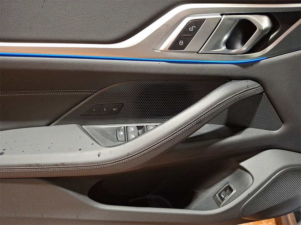 Thumbnail: 2025 BMW i4 - 9