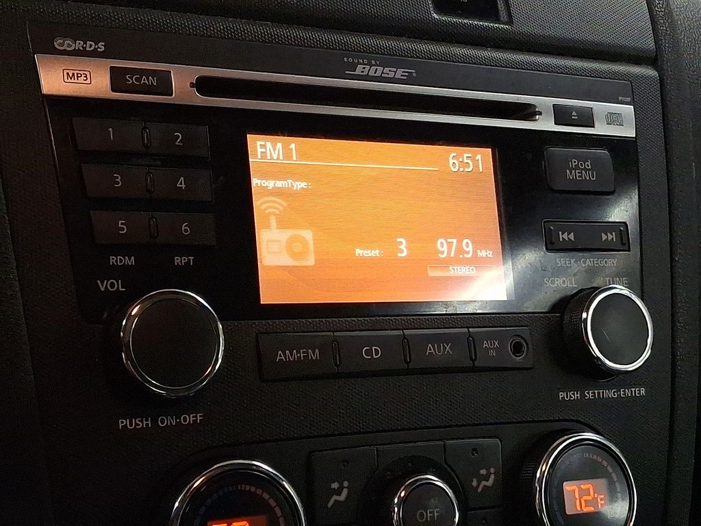 Thumbnail: 2010 Nissan Altima - 17