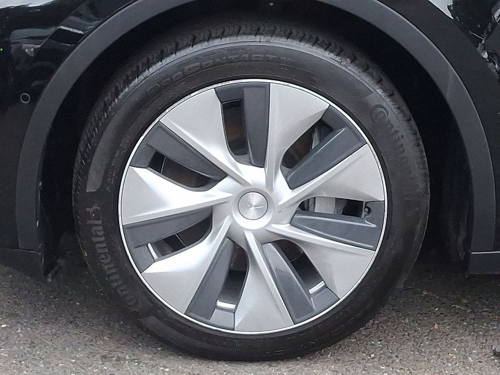 Thumbnail: 2021 Tesla Model Y - 9