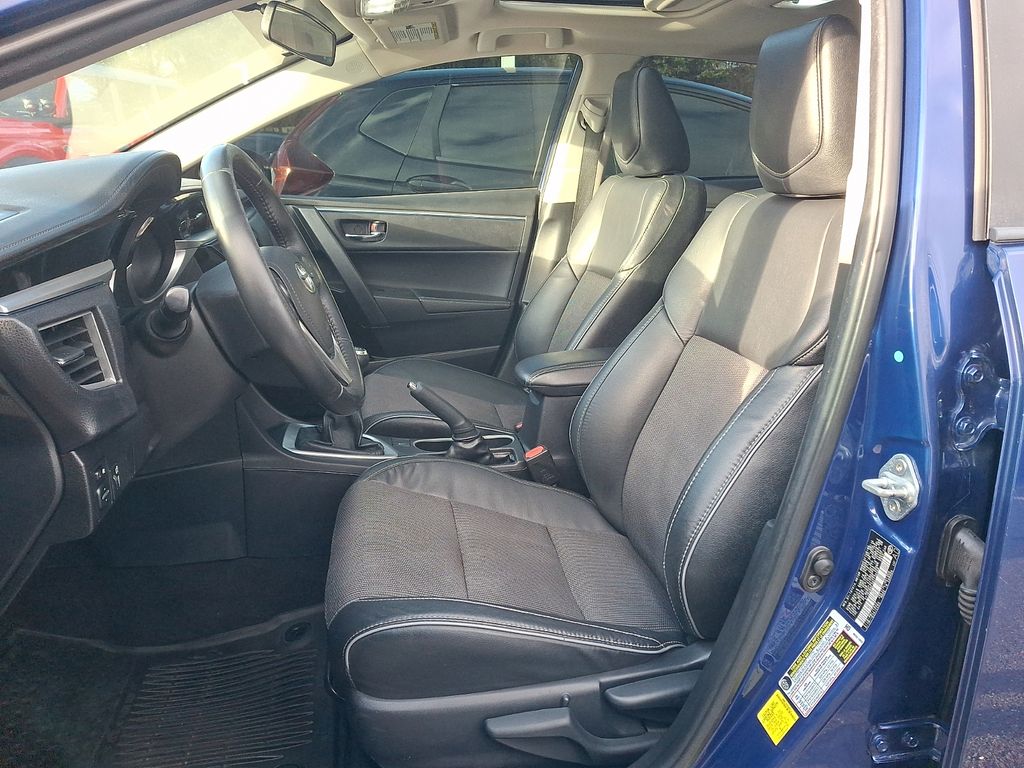 Thumbnail: 2016 Toyota Corolla - 11