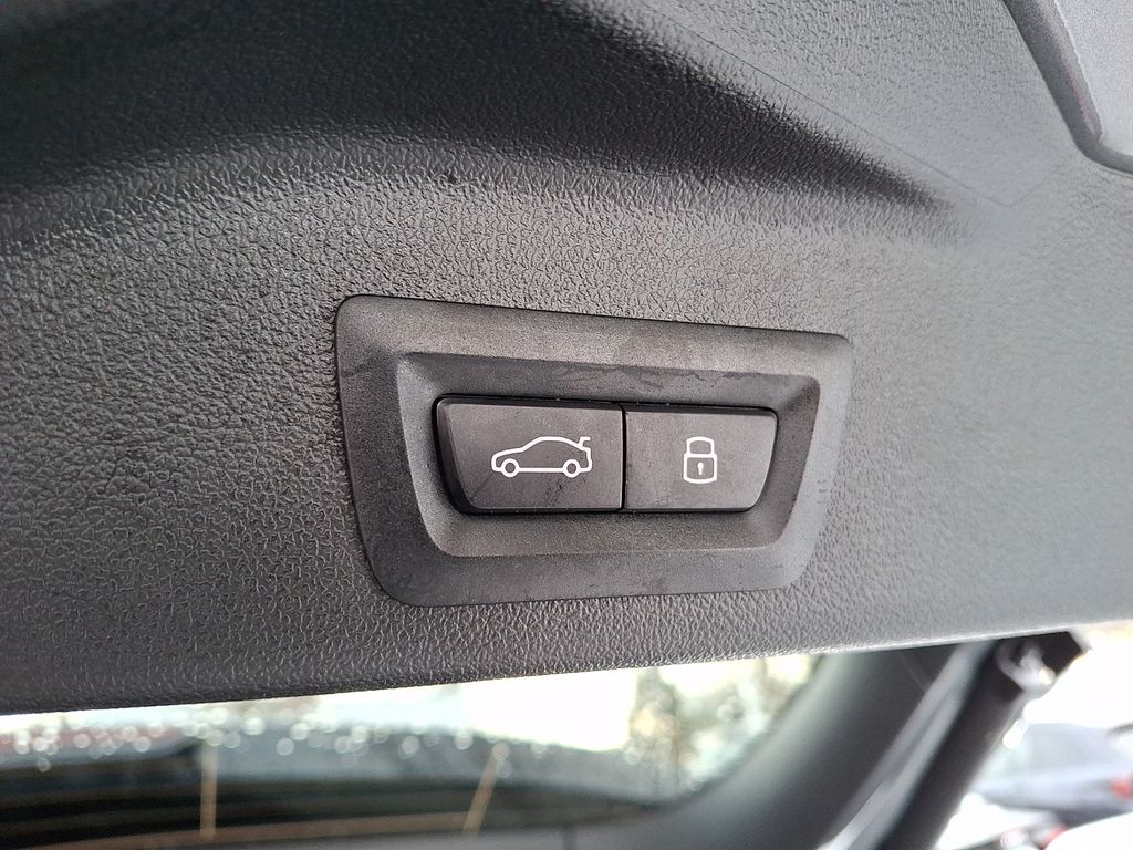 Thumbnail: 2026 BMW X5 - 28