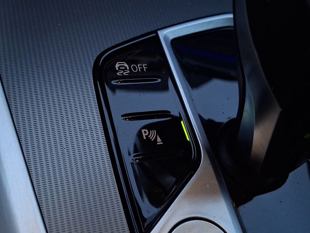 Thumbnail: 2023 BMW X6 - 19