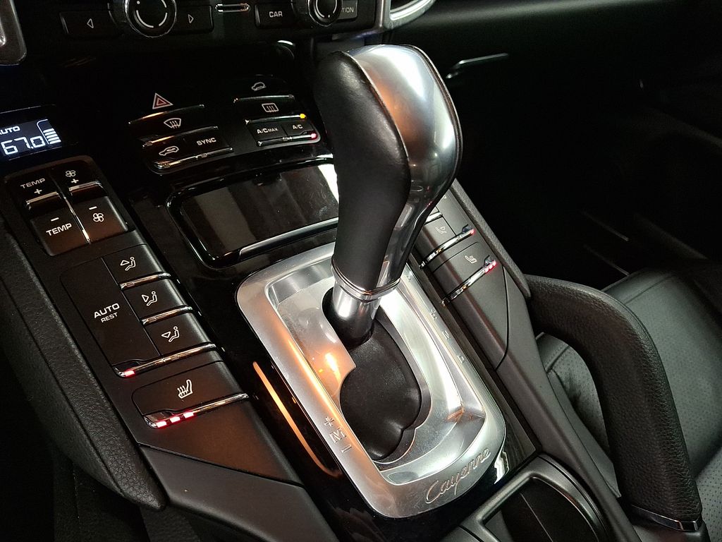Thumbnail: 2014 Porsche Cayenne - 12