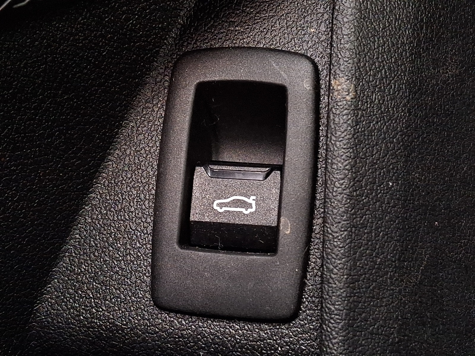 Thumbnail: 2025 BMW X1 - 20