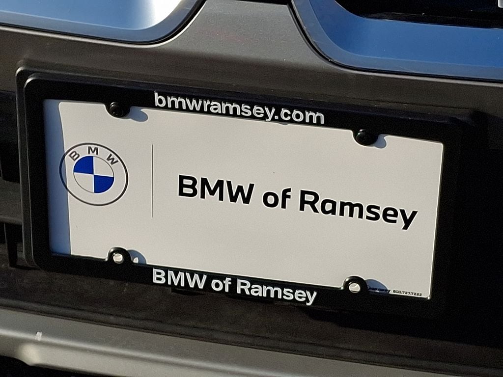 Thumbnail: 2023 BMW 3 Series - 30