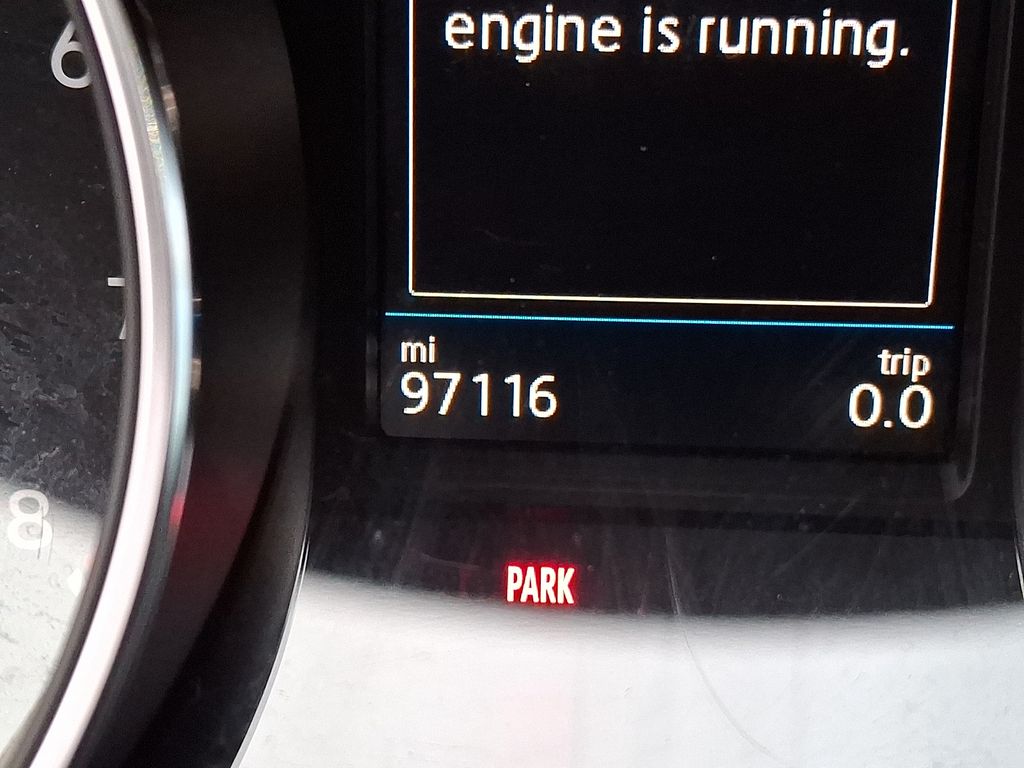 Thumbnail: 2019 Volkswagen Tiguan - 17