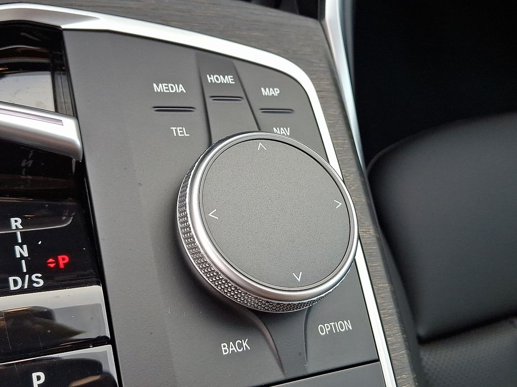 2024 BMW 3 Series 330e xDrive 24