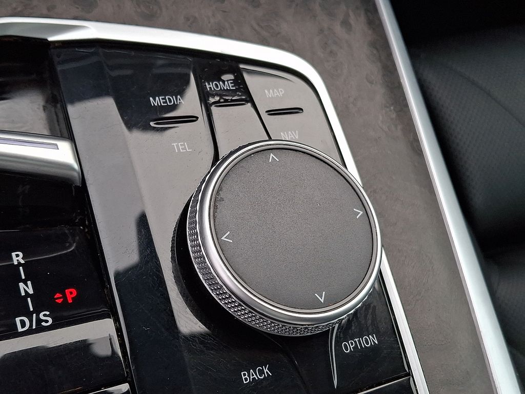 Thumbnail: 2023 BMW X7 - 22