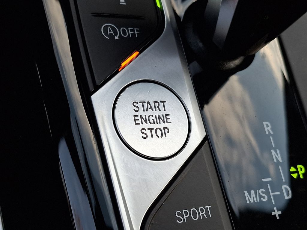 Thumbnail: 2019 BMW 3 Series - 21