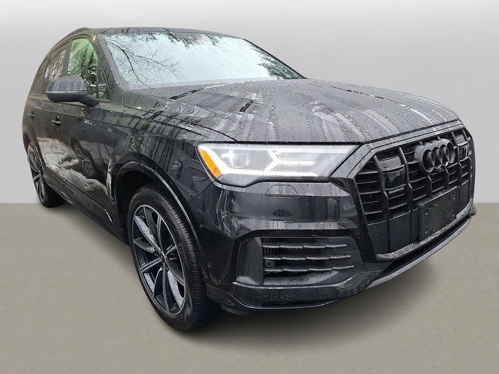 Thumbnail: 2021 Audi Q7 - 3