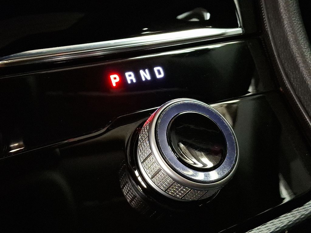 Thumbnail: 2024 Jeep Grand Cherokee - 10