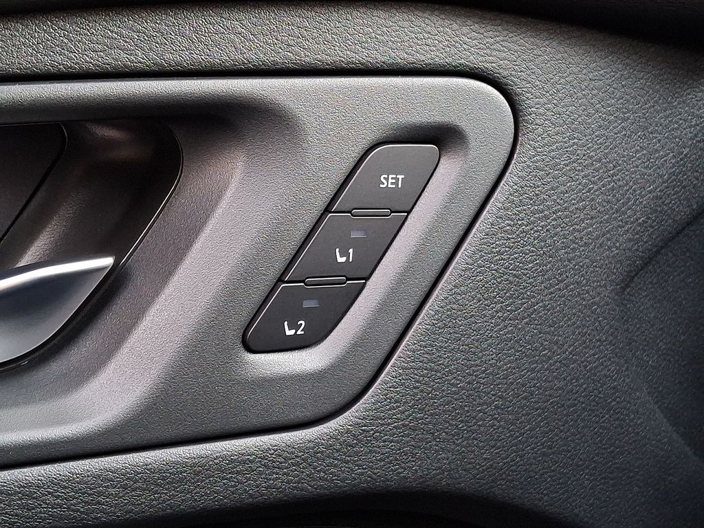 Thumbnail: 2024 Nissan Ariya - 25