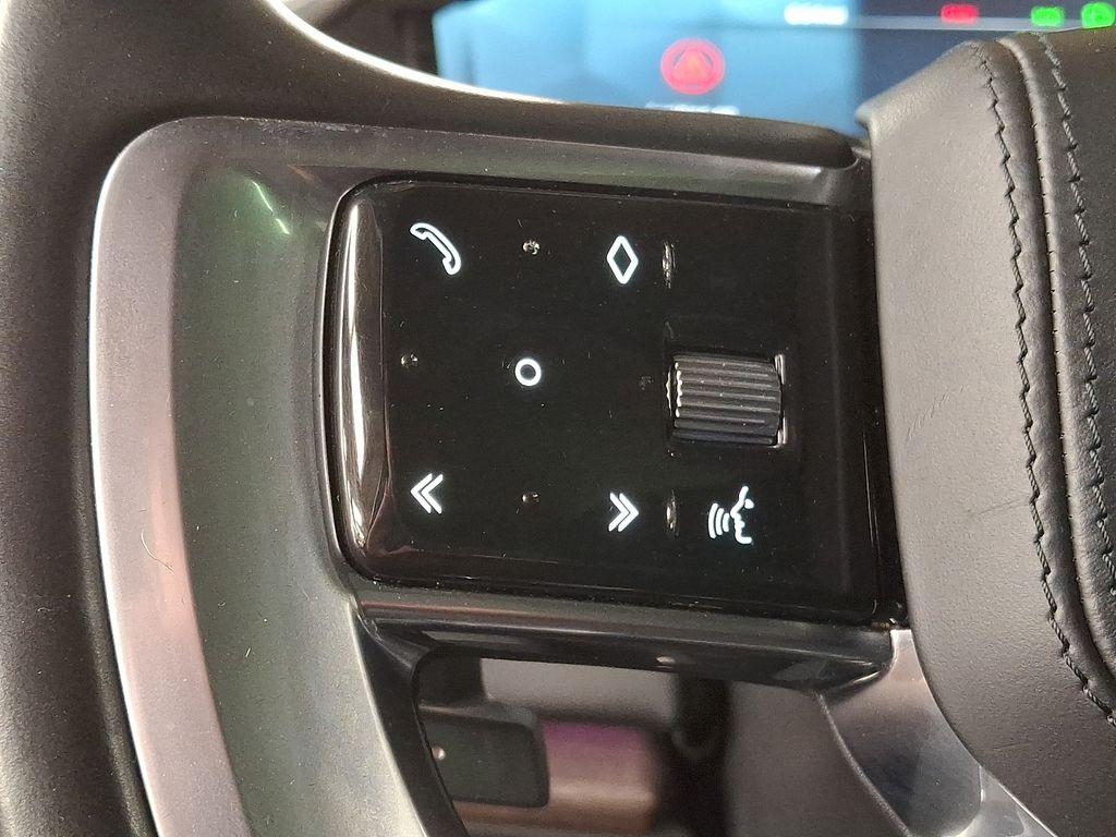 Thumbnail: 2023 Land Rover Range Rover - 15