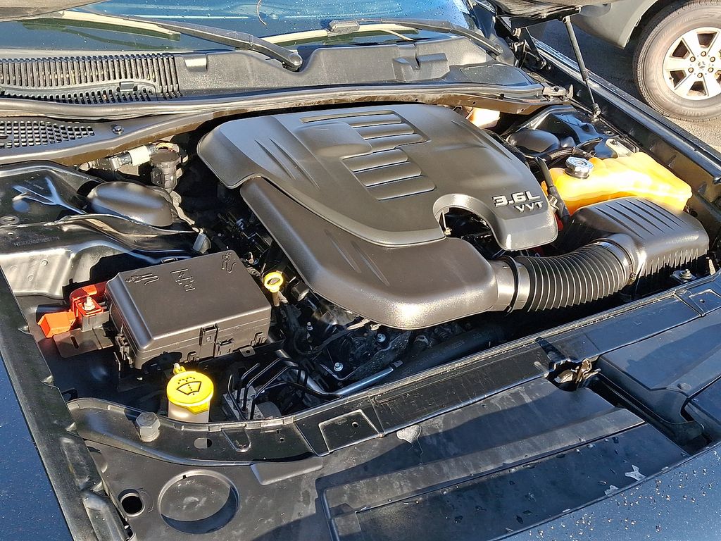 Thumbnail: 2015 Dodge Challenger - 26