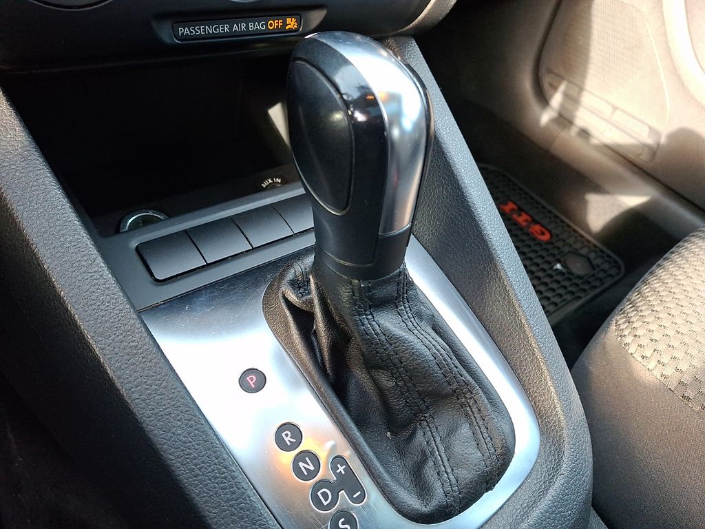 Thumbnail: 2012 Volkswagen Jetta - 13