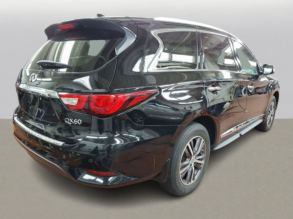 Thumbnail: 2017 INFINITI QX60 - 4