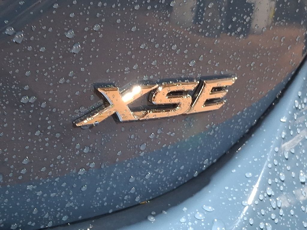 Thumbnail: 2024 Toyota Camry - 23