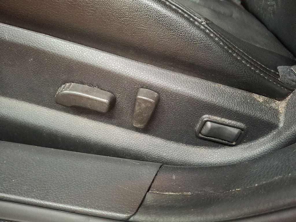 Thumbnail: 2010 Nissan Altima - 13