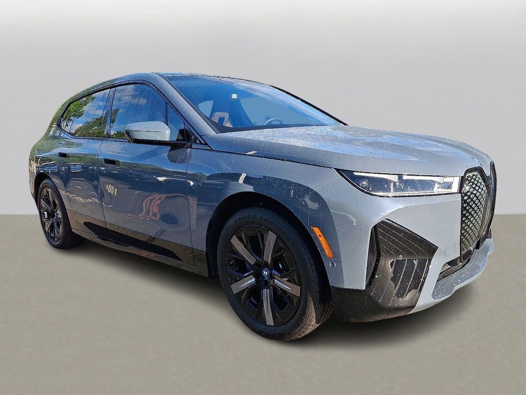 Thumbnail: 2023 BMW iX - 2