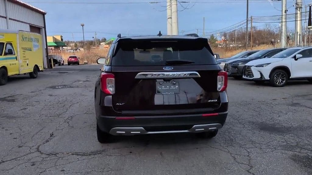 Thumbnail: 2023 Ford Explorer - 7