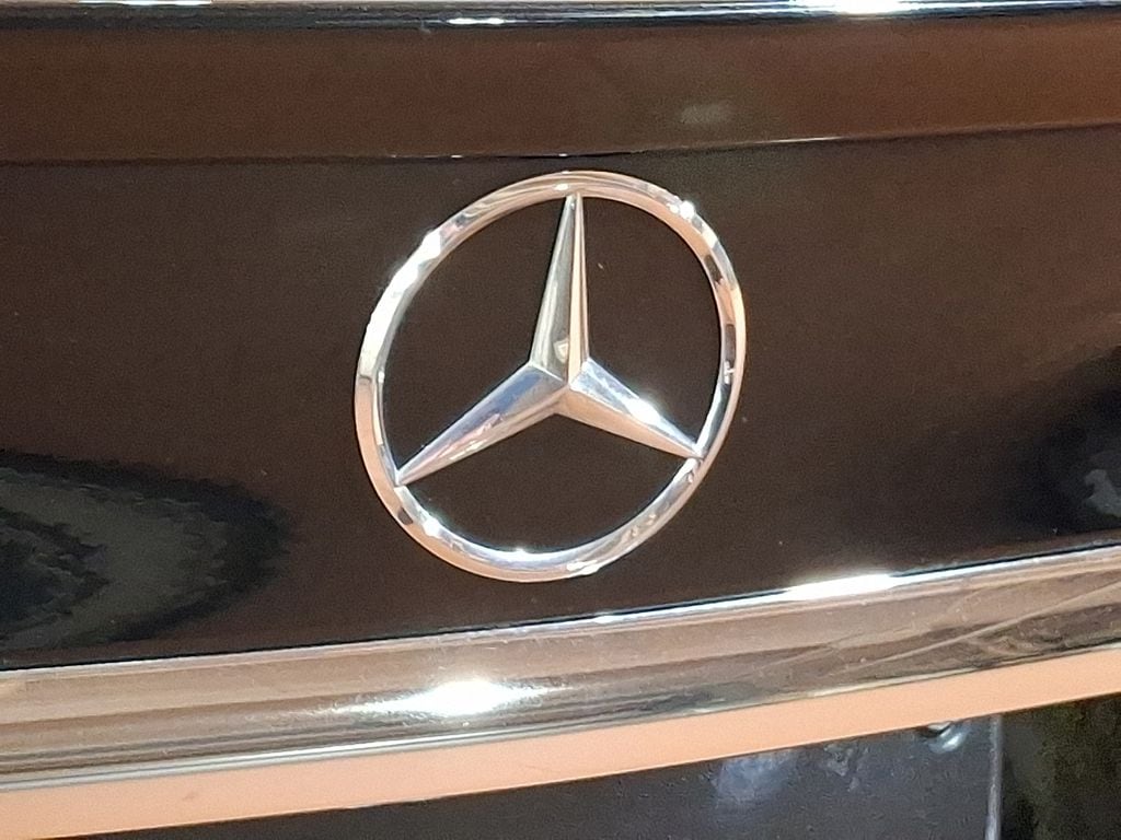 Thumbnail: 2018 Mercedes-Benz C-Class - 29