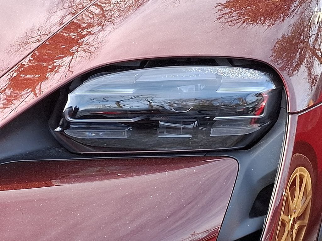 Thumbnail: 2023 Porsche Taycan - 7