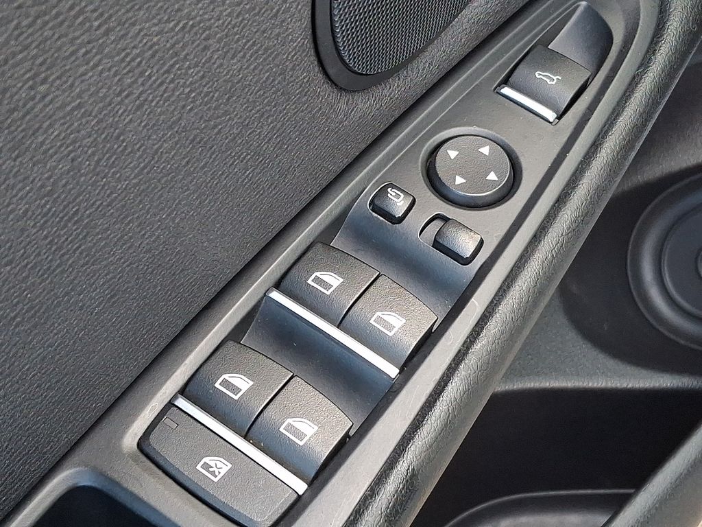 Thumbnail: 2016 BMW X5 - 24