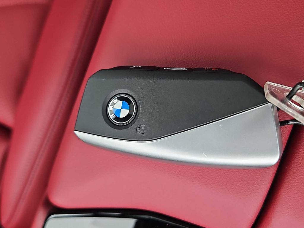 Thumbnail: 2026 BMW 5 Series - 36