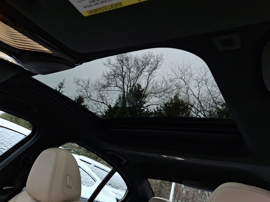 Thumbnail: 2023 BMW 3 Series - 11