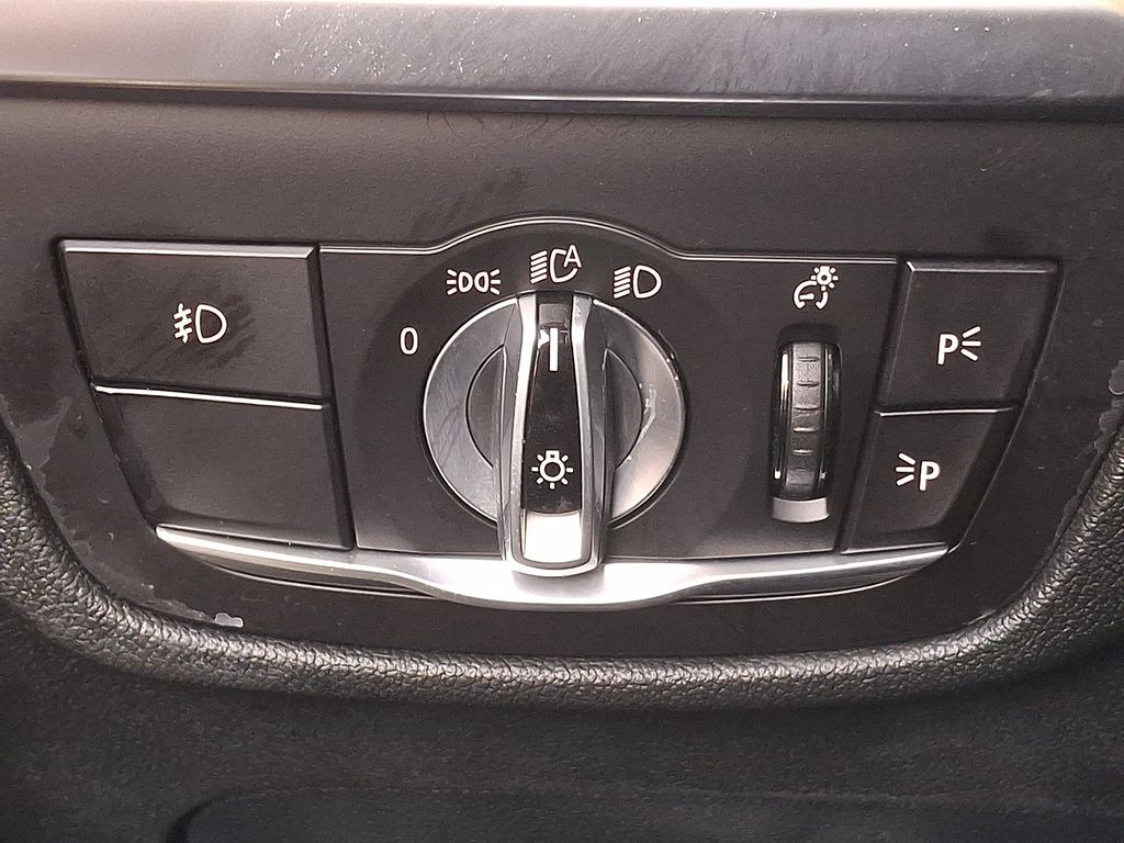 Thumbnail: 2021 BMW X3 - 23