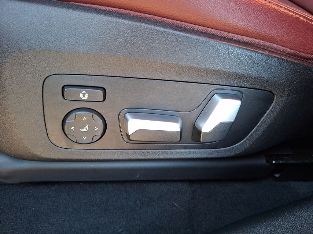 Thumbnail: 2020 BMW X4 - 12