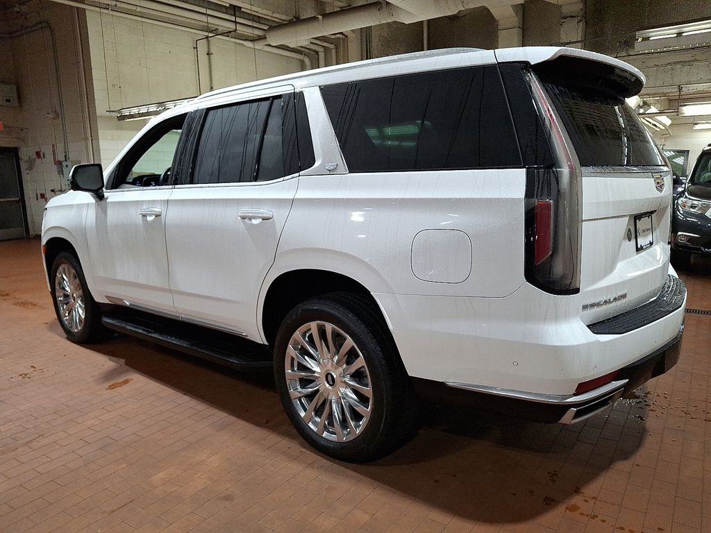 Thumbnail: 2023 Cadillac Escalade - 6
