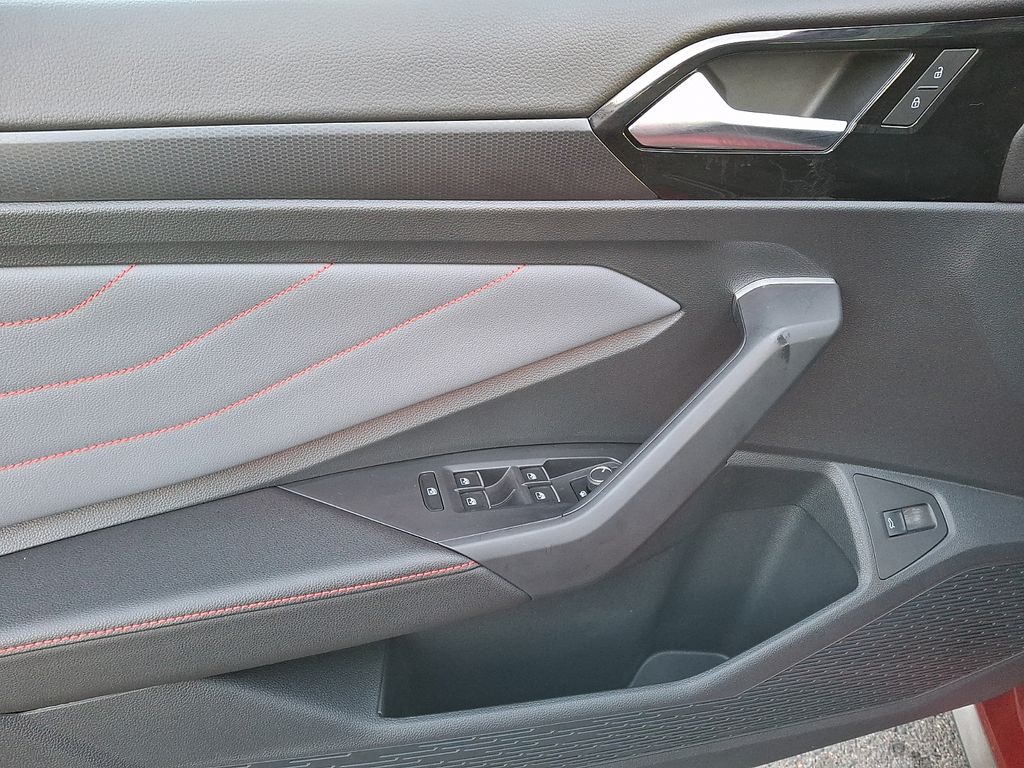 Thumbnail: 2025 Volkswagen Jetta - 11