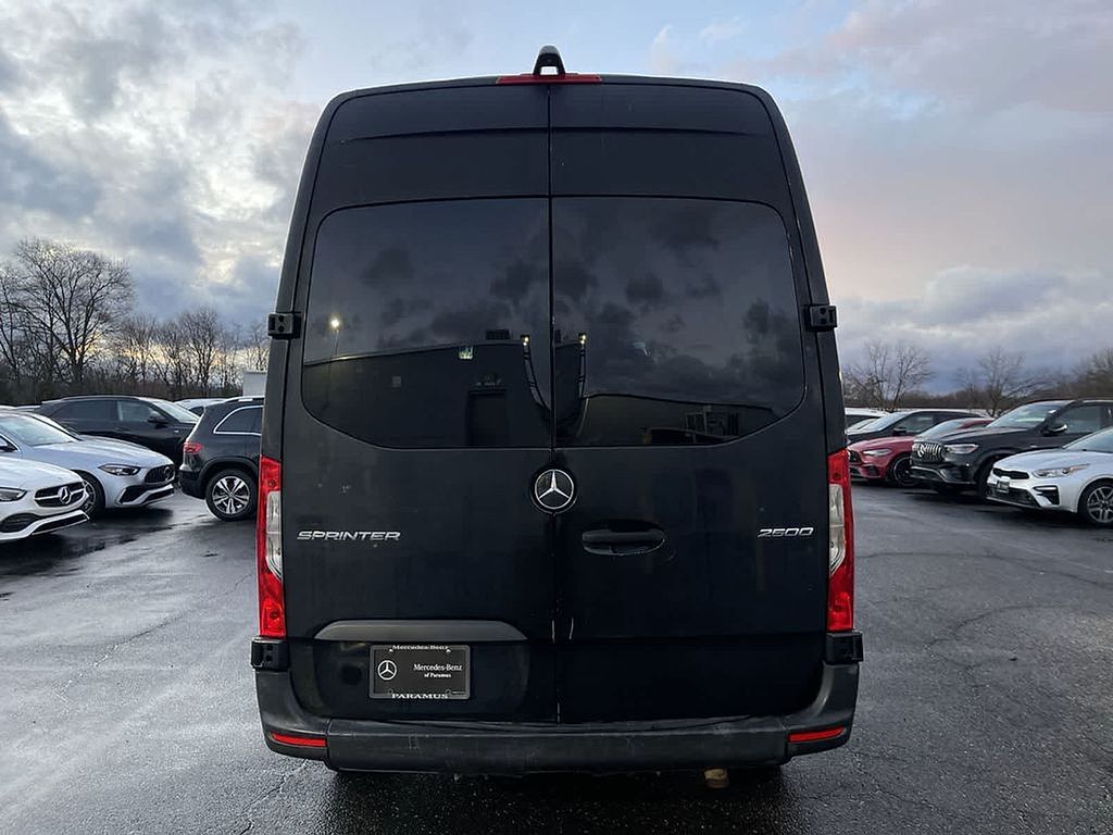 Thumbnail: 2019 Mercedes-Benz Sprinter - 17