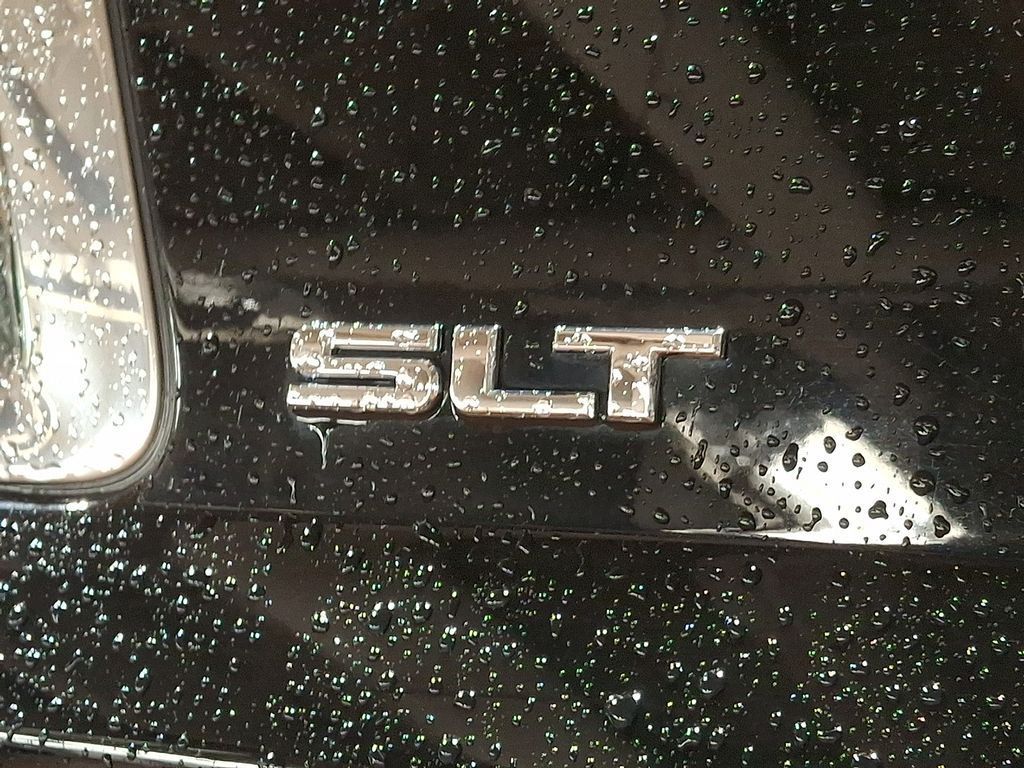 Thumbnail: 2017 GMC Yukon - 30