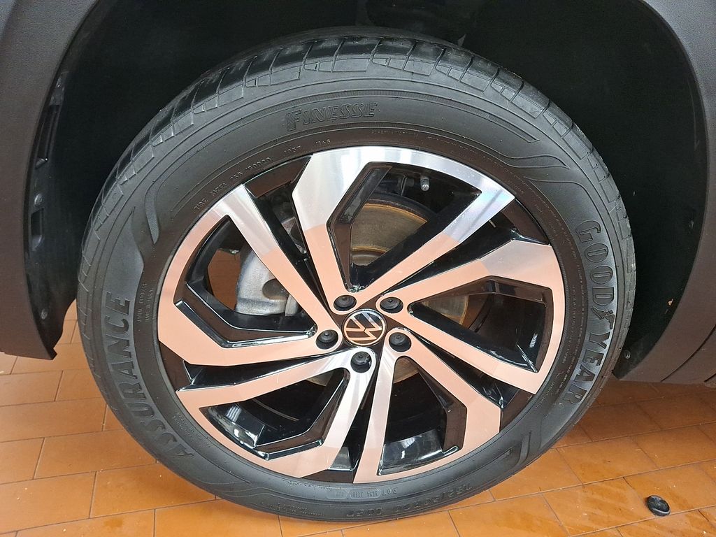 Thumbnail: 2022 Volkswagen Atlas - 6